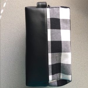 Bags - Black and White Plaid Cosmetic/Toiletries Bag Bags - Black and White Plaid Cosmetic/Toiletries Bag